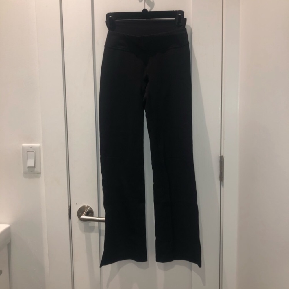 Spanx Active Bagel-Booster Yoga Pant - Picture 2 of 3
